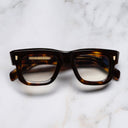 1402 Square Opticals