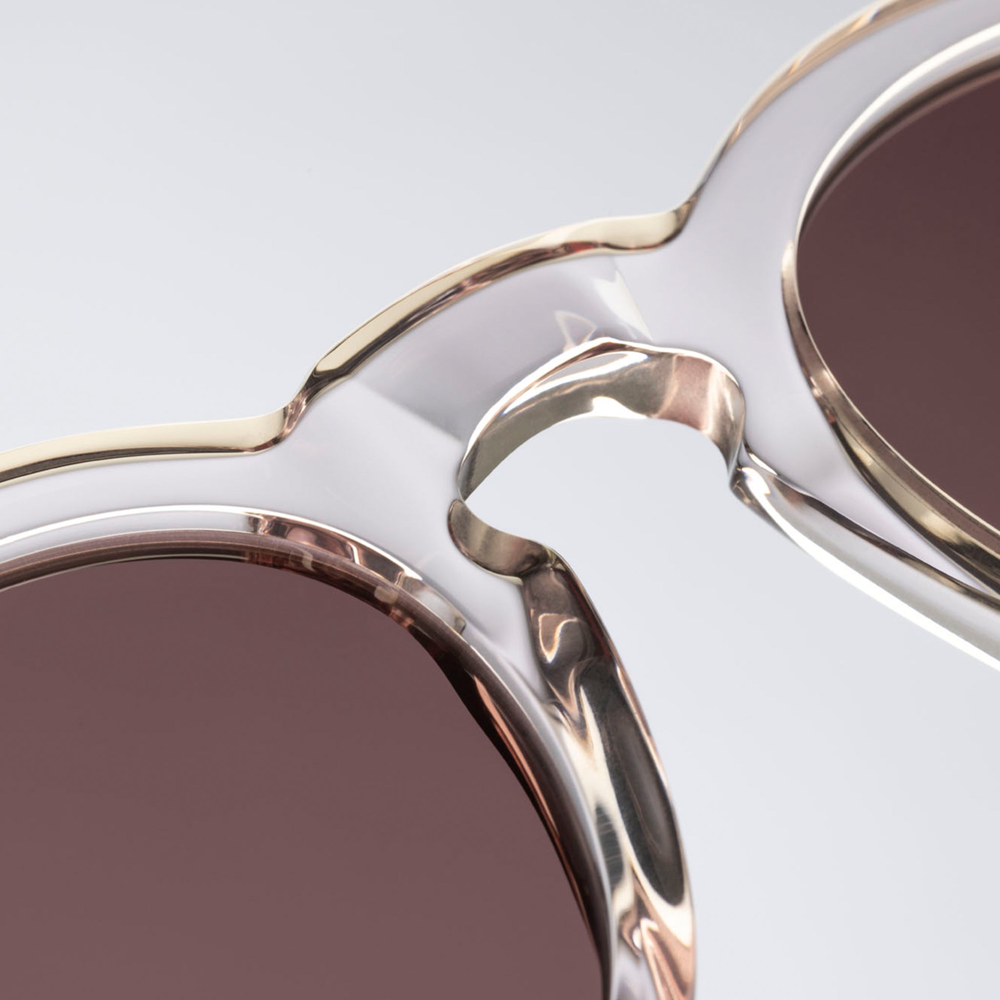 0734 Round Sunglasses | Cutler and Gross