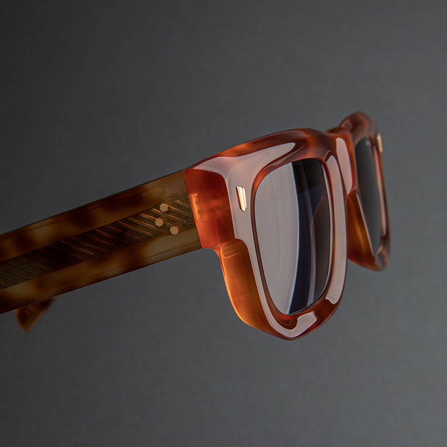 1402 Square Sunglasses | Cutler and Gross
