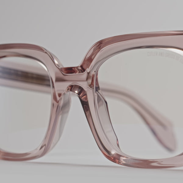 An 360 video of the 1411 Cat Eye Optical in Dusk with arms open