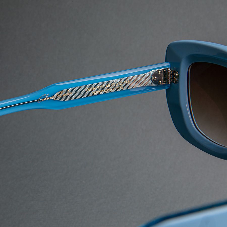 9797 Colour Studio Cat-Eye Sunglasses-Solid Light Blue