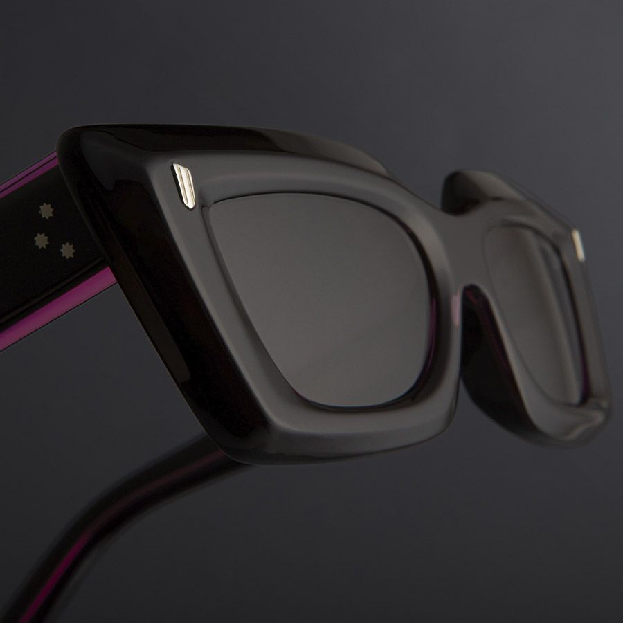 1408 Cat-Eye Sunglasses-Black on Pink
